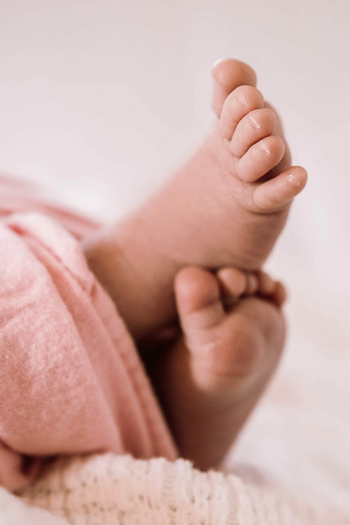 newborn detail photo ideas toes